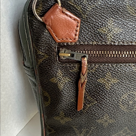 Louis Vuitton Customized Cosmetic Bag/ converted to Crossbody Bag - Picture 5 of 13